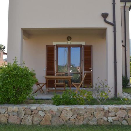 Guest Rooms Affittacamere Сан-Теодоро Экстерьер фото