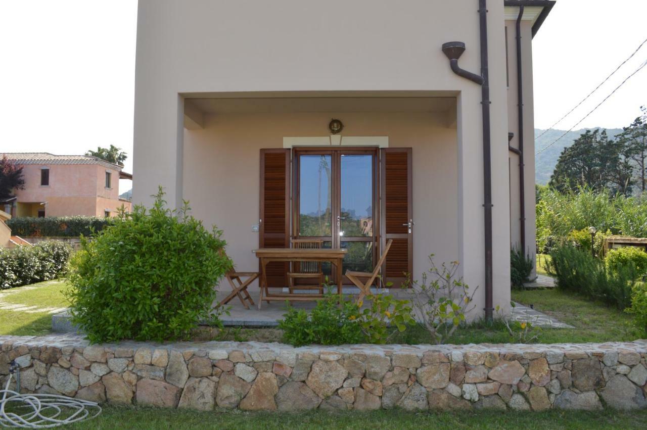 Guest Rooms Affittacamere Сан-Теодоро Экстерьер фото